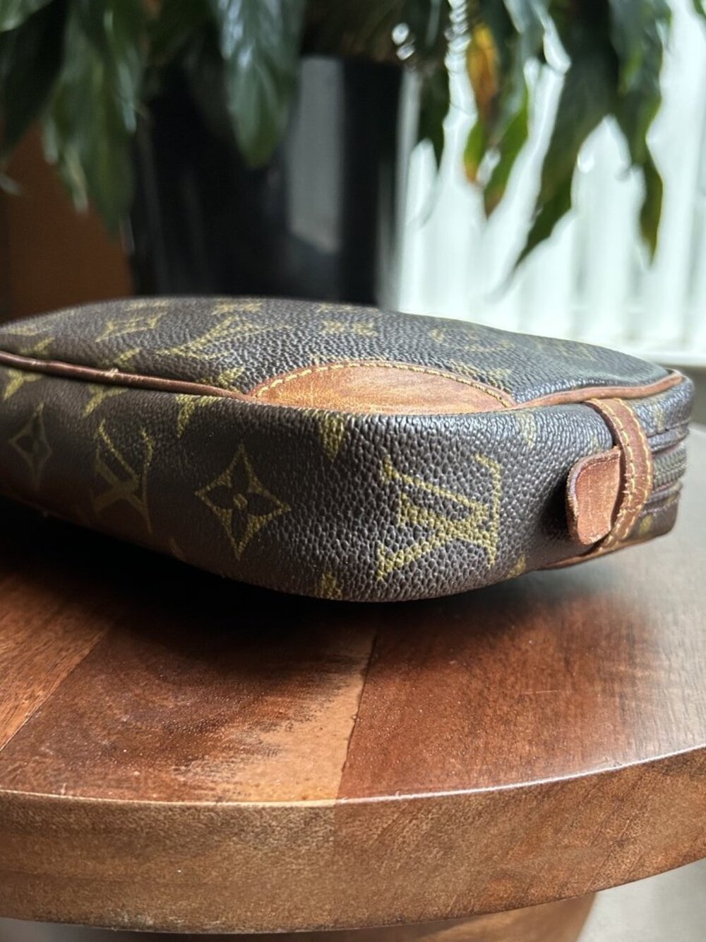 LOUIS VUITTON Monogram PM Wristlet - Picture 11 of 11